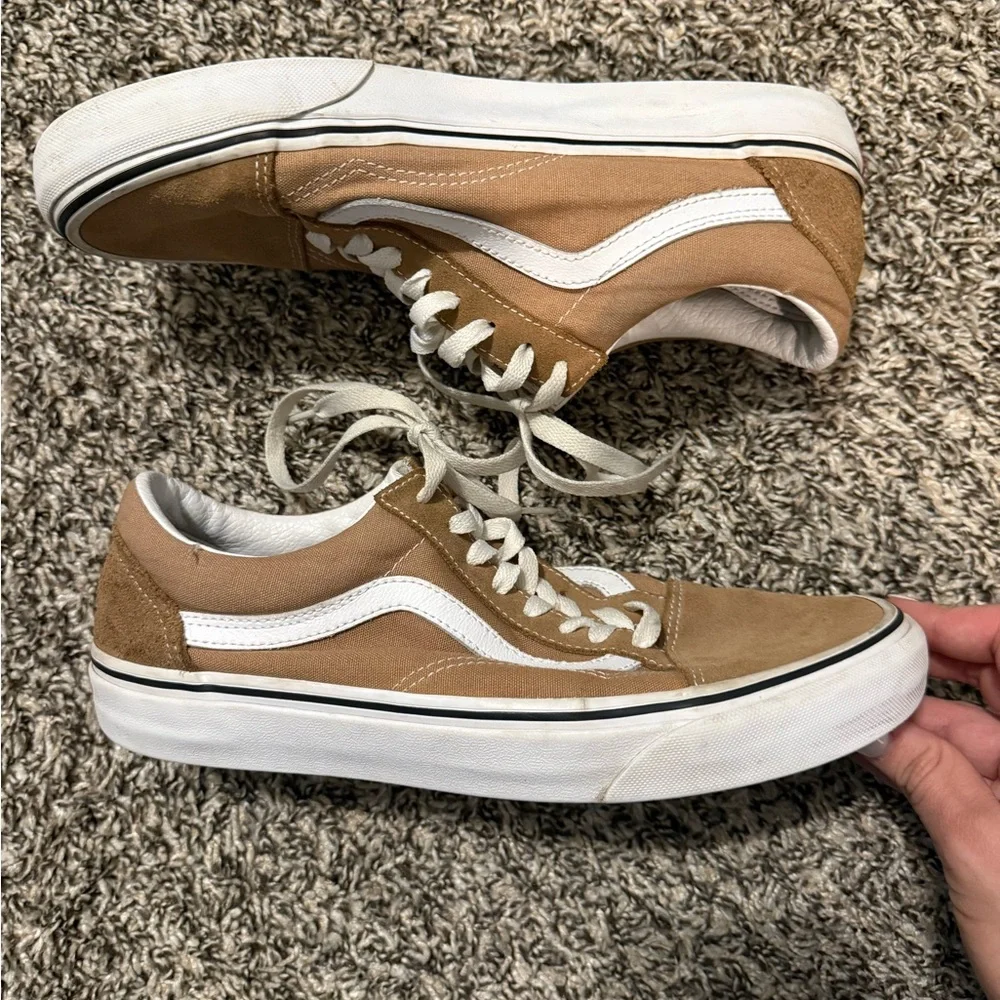 Vans ‘Old Skool’ Sneakers - Picture 5 of 8